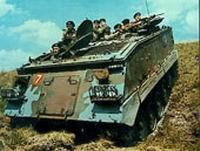 英国fv432履带式装甲人员输送车
