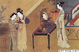 宋人《半闲秋兴图》（部分）描绘的穿短襦长裙的贵族妇女
