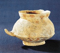 昙石山文化彩陶壶