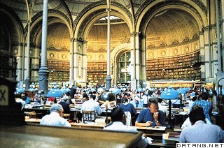 法国国家图书馆阅览大厅